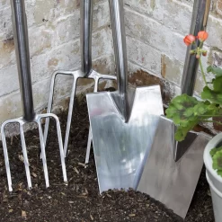 Burgon & Ball Square Border Spade 5 Burgon & Ball Square Border Spade -Hozelock Shop burgon ball square border spade5019360008637 02i bq