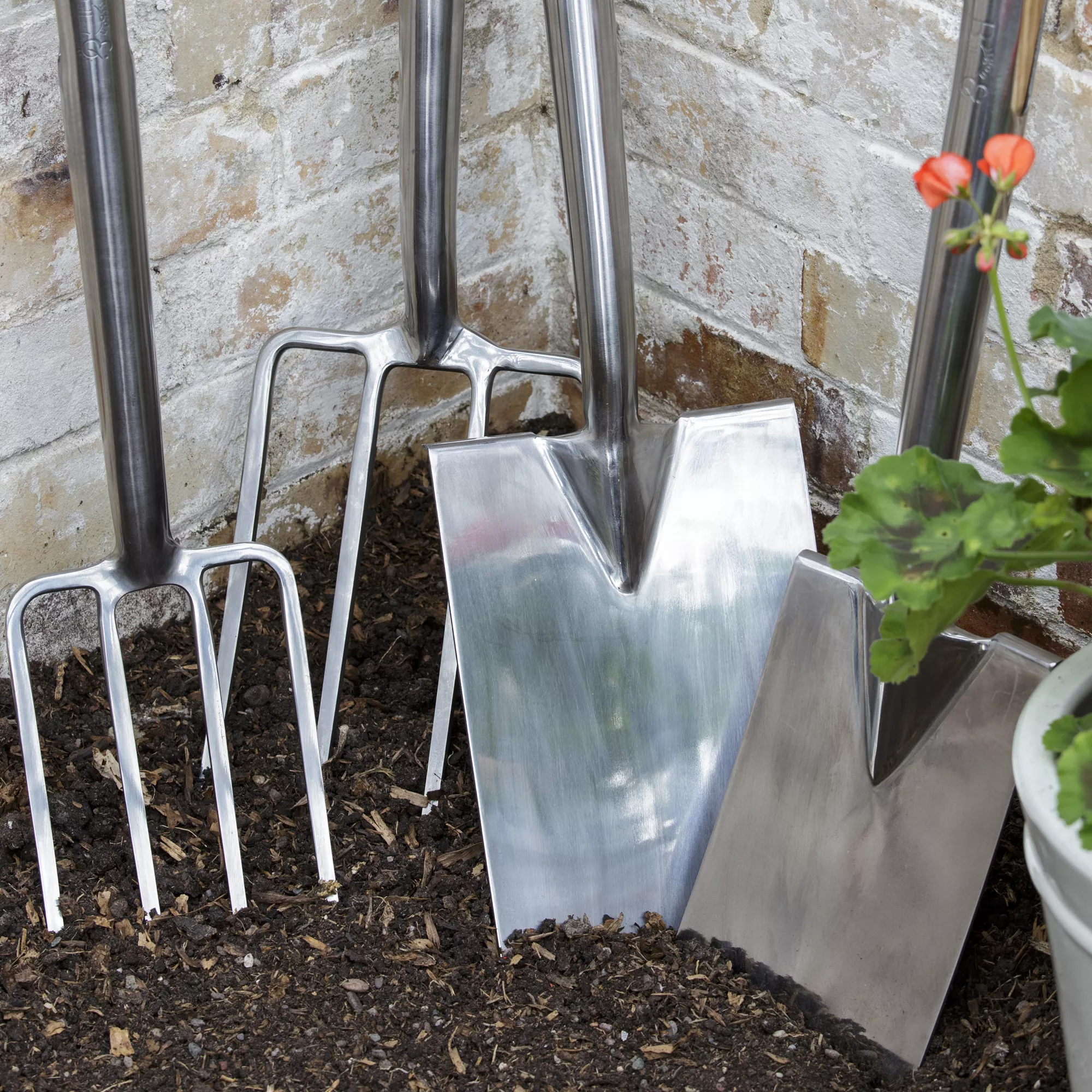 Burgon & Ball Standard Digging fork (W)140mm Burgon & Ball Standard Digging Fork (W)140mm -Hozelock Shop burgon ball standard digging fork w 140mm5019360008651 01i bq