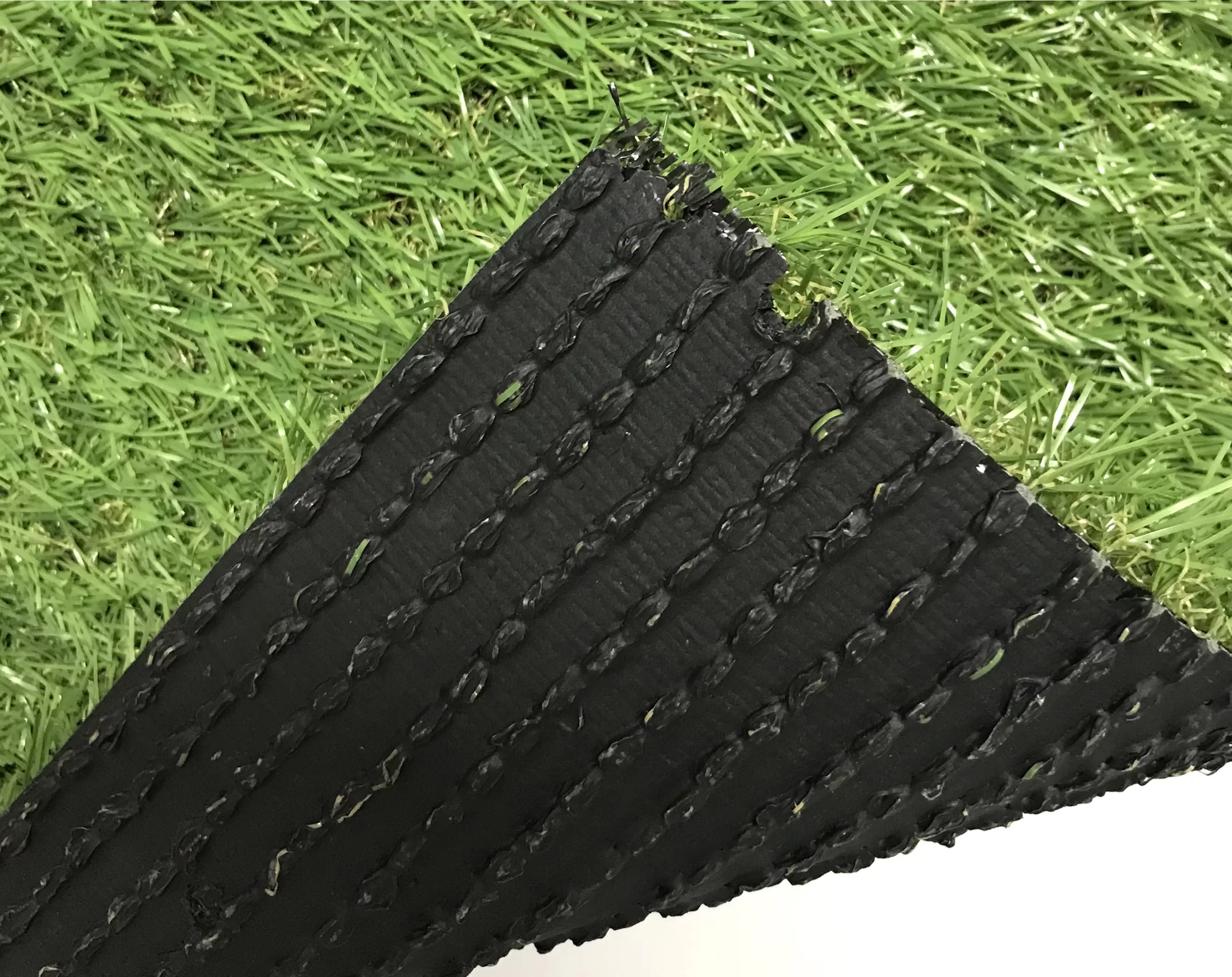 Dennis Artificial grass 8m² (T)22mm Dennis Artificial Grass 8m² (T)22mm -Hozelock Shop dennis artificial grass 8m t 22mm3663602425175 39c scaled