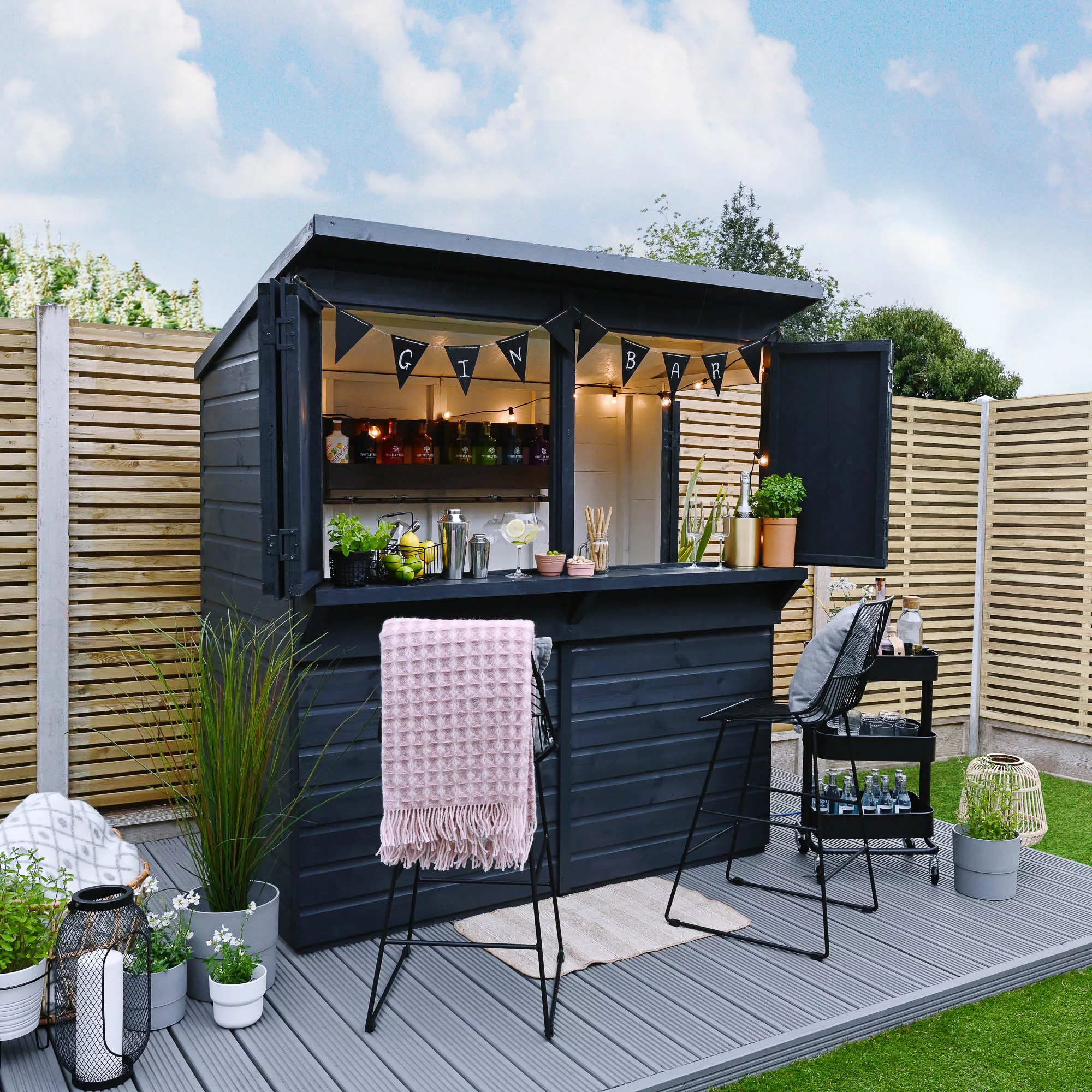 Forest Garden 6x3 ft Pent Shiplap Garden bar with Single door Forest Garden 6x3 Ft Pent Shiplap Garden Bar With Single Door -Hozelock Shop forest garden 6x3 ft pent shiplap garden bar with single door5013053184066 02i bq