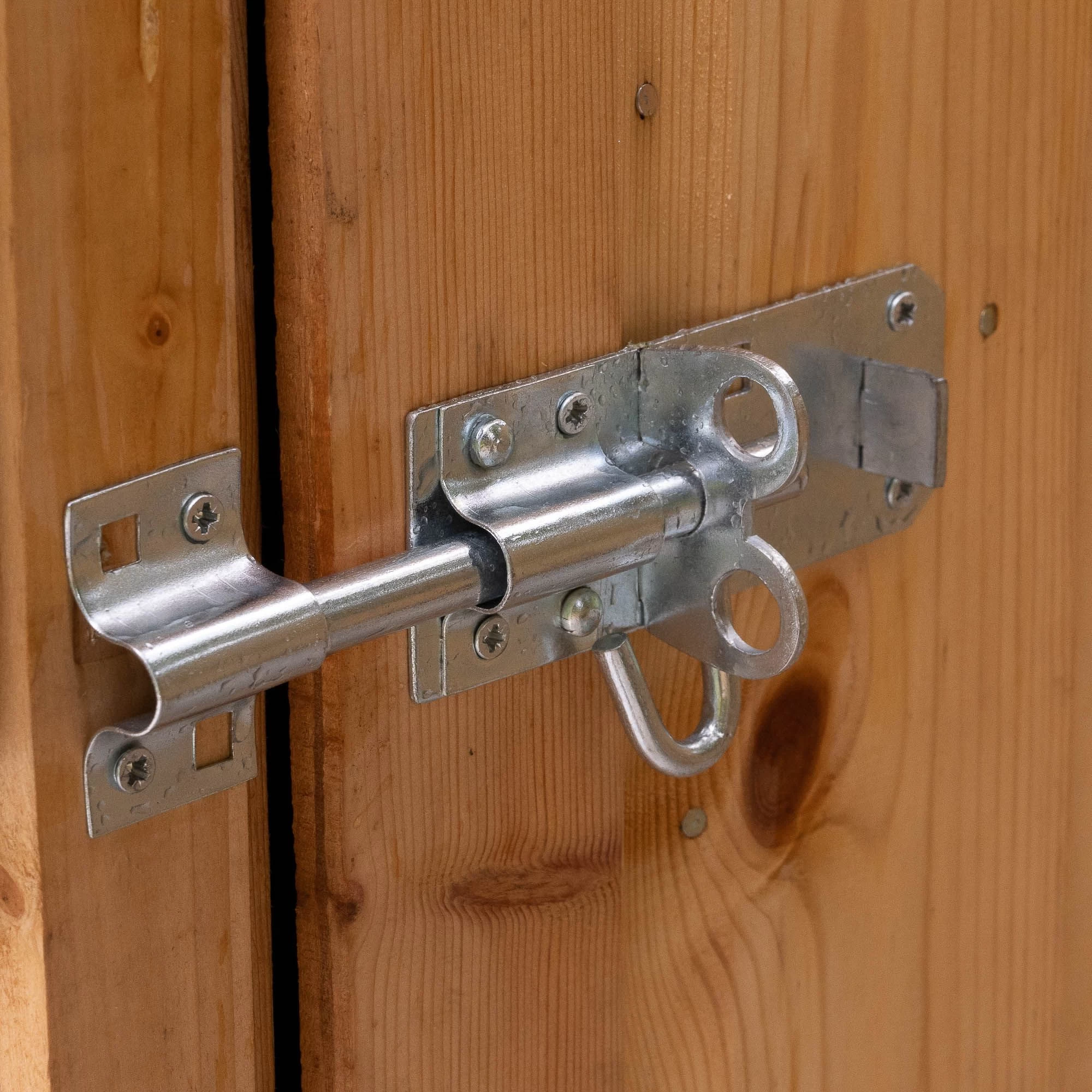 Forest Garden 6x3 ft Pent Shiplap Garden bar with Single door Forest Garden 6x3 Ft Pent Shiplap Garden Bar With Single Door -Hozelock Shop forest garden 6x3 ft pent shiplap garden bar with single door5013053184066 36c bq