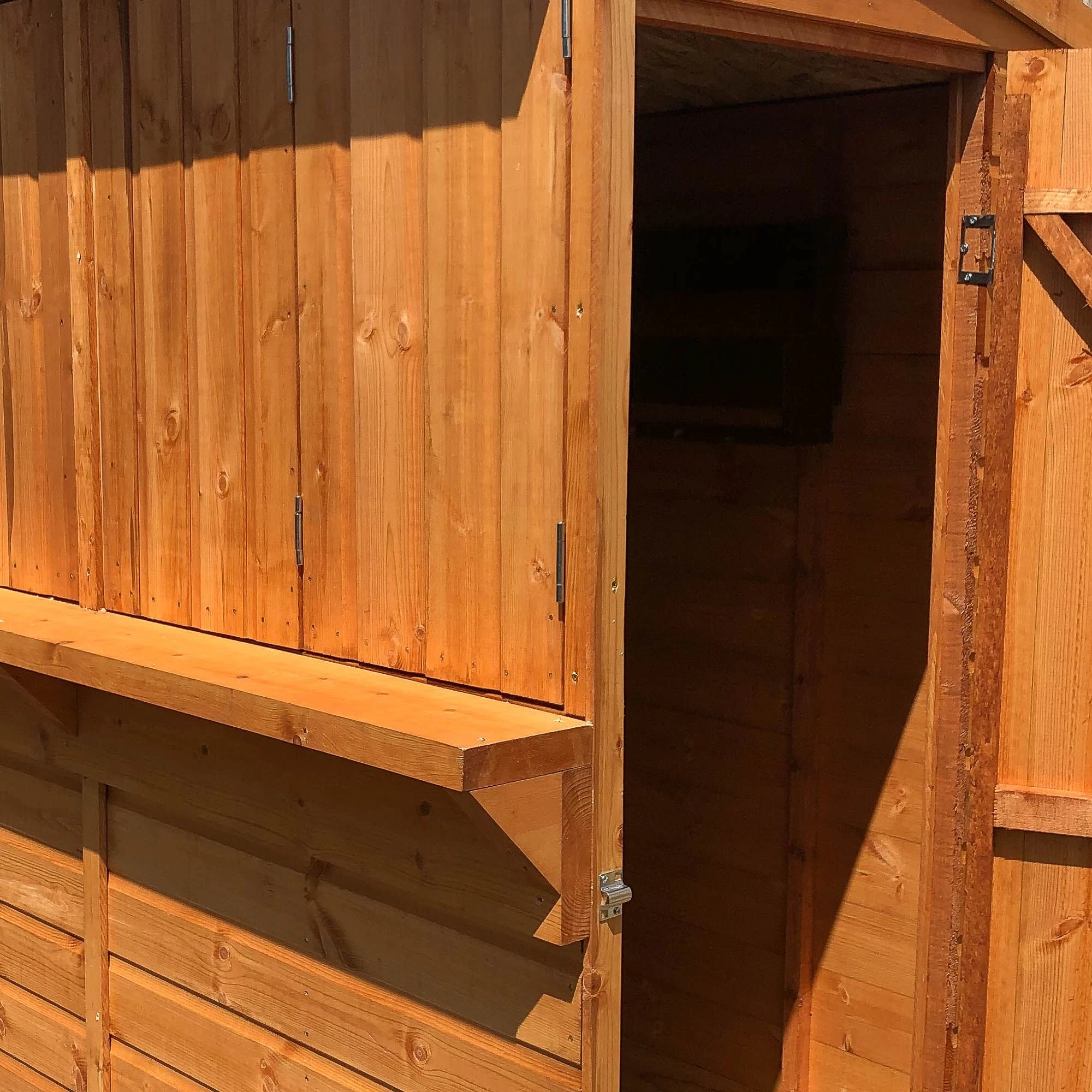 Forest Garden 6x3 ft Pent Shiplap Garden bar with Single door Forest Garden 6x3 Ft Pent Shiplap Garden Bar With Single Door -Hozelock Shop forest garden 6x3 ft pent shiplap garden bar with single door5013053184066 41c bq