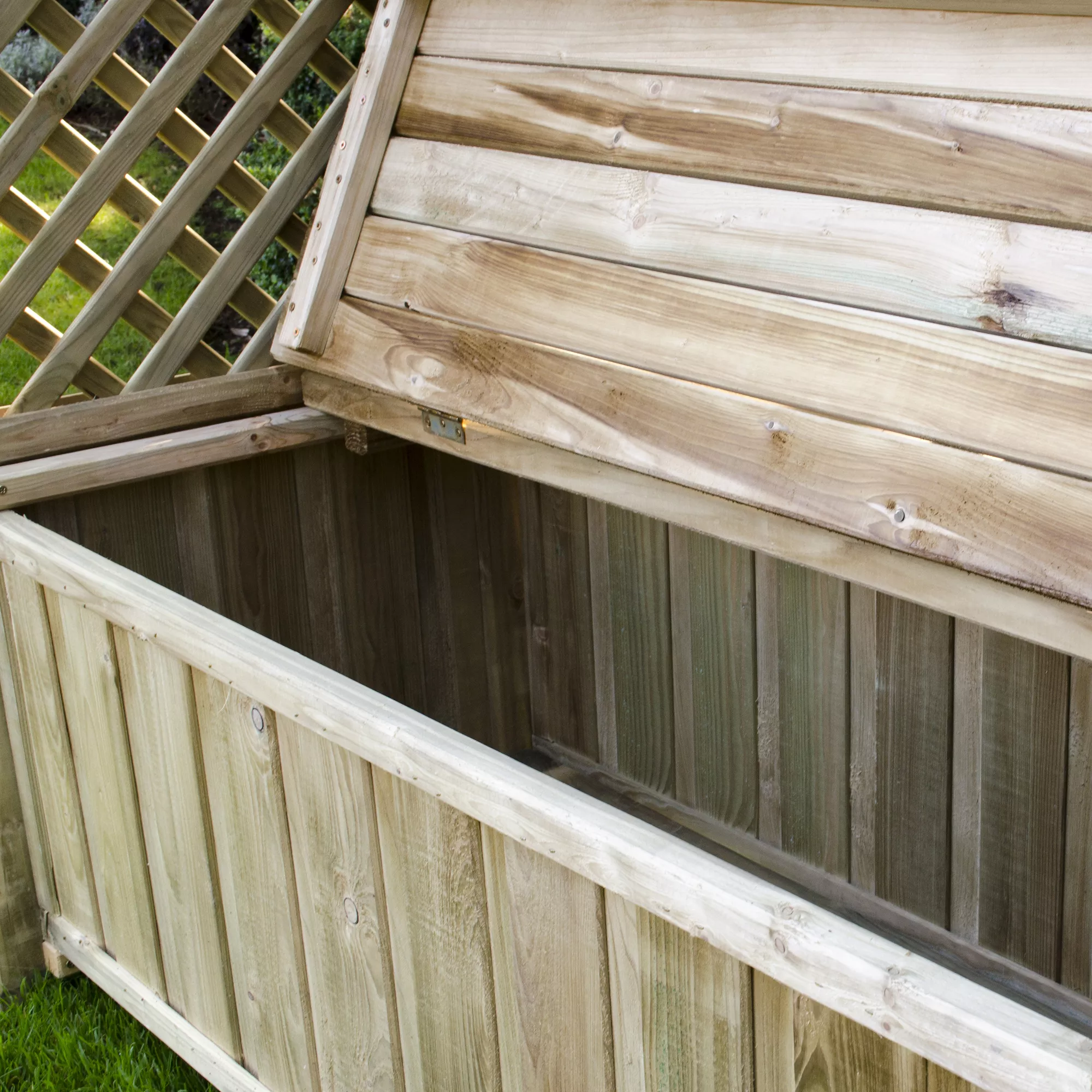 Forest Lyon Lattice Arbour, (H)2000mm (W)1560mm (D)670mm - Assembly required Forest Lyon Lattice Arbour, (H)2000mm (W)1560mm (D)670mm - Assembly Required -Hozelock Shop forest lyon lattice arbour h 2000mm w 1560mm d 670mm assembly required5013053154694 03i