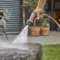 Gardena 4 Function Hose Spray Gun -Hozelock Shop gardena 4 function hose spray gun4078500044561 01i bq