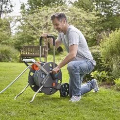 Gardena Aquaroll Freestanding Manual Hose Reel Set (L)50m -Hozelock Shop gardena aquaroll freestanding manual hose reel set l 50m4078500032926 02i bq