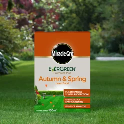 Miracle-Gro Autumn & Spring Lawn Fertiliser Granules 100m² 2kg -Hozelock Shop miracle gro autumn spring lawn fertiliser granules 100m 2kg5010272183603 01i bq