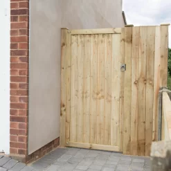 Pine Traditional Gate, (H)1.8m (W)0.92m -Hozelock Shop pine traditional gate h 1 8m w 0 92m5013053157473 01i bq